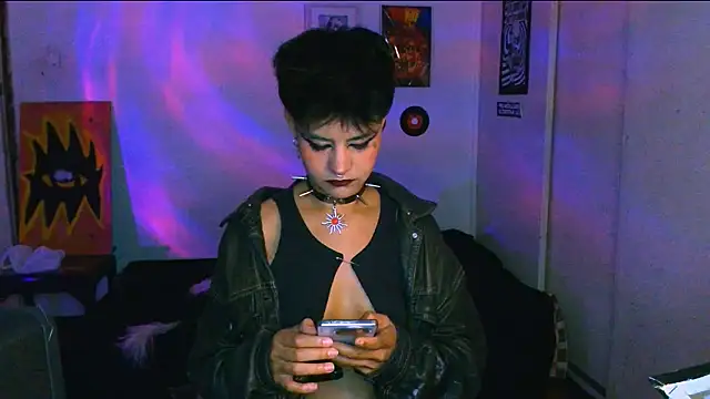 Snapshot of alex_one888 chatting on October 9, 12:52 am alex one888 online show from October 9, 12:52 am