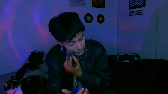 Snapshot of alex_one888 chatting on October 16, 11:50 pm alex one888 online show from October 16, 11:50 pm