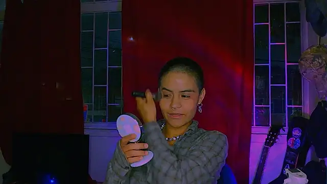 Snapshot of alex_one888 chatting on February 2, 1:26 am alex one888 online show from February 2, 1:26 am