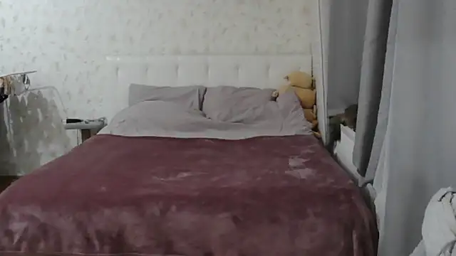 Snapshot of KateBunny chatting on October 7, 3:31 pm KateBunny online show from October 7, 3:31 pm