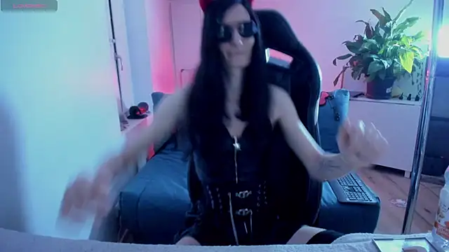 CeriseLapine online show from March 11, 8:09 pm