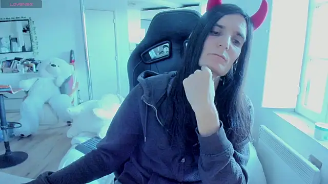 CeriseLapine online show from March 15, 5:04 pm