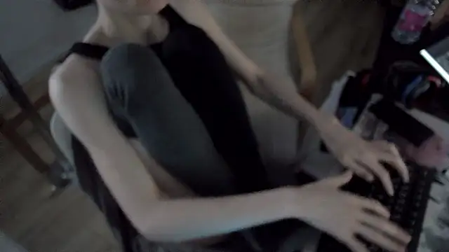 CeriseLapine online show from January 9, 7:48 pm