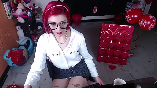 Snapshot of MissMiia2 chatting on February 19, 4:33 pm MissMiia2 online show from February 19, 4:33 pm