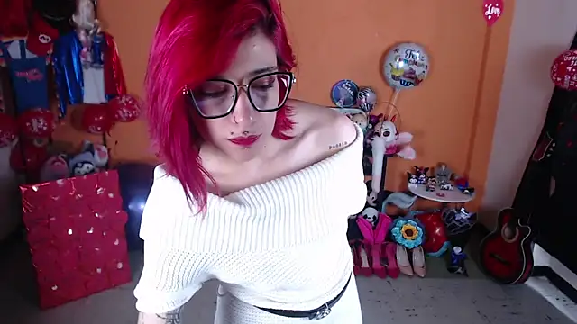 Snapshot of MissMiia2 chatting on March 18, 3:53 pm MissMiia2 online show from March 18, 3:53 pm