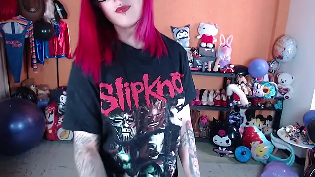 Snapshot of MissMiia2 chatting on September 25, 5:05 pm MissMiia2 online show from September 25, 5:05 pm