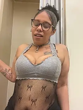 Princess Desirae online show from April 13, 4:07 am