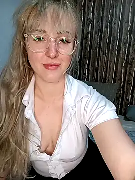 Snapshot of SherryOutdoor1 chatting on January 15, 8:05 pm SherryOutdoor1 online show from January 15, 8:05 pm