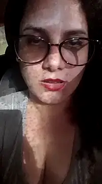 Snapshot of litha_luna chatting on December 26, 12:25 am litha luna online show from December 26, 12:25 am
