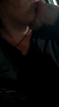 Snapshot of litha_luna chatting on February 17, 10:47 pm litha luna online show from February 17, 10:47 pm