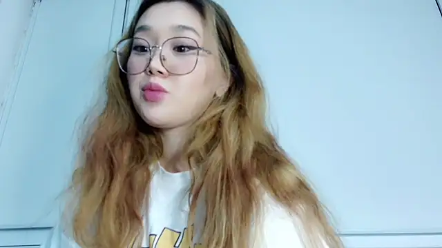 Jennatyan online show from November 19, 12:38 pm