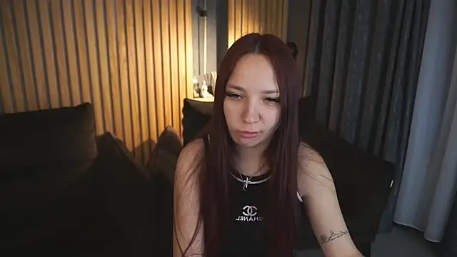 Snapshot of ElysLunar chatting on November 27, 6:48 am ElysLunar online show from November 27, 6:48 am