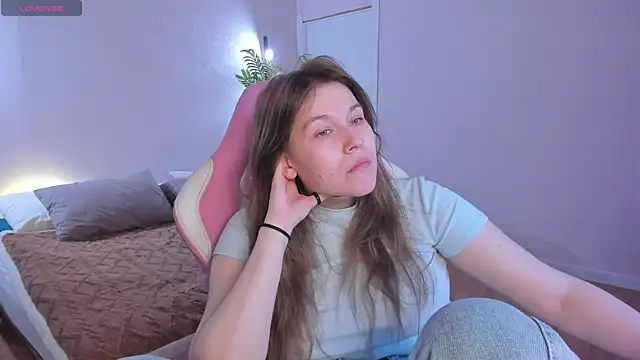 Snapshot of Colleen_Blake chatting on November 3, 5:03 pm Colleen Blake online show from November 3, 5:03 pm