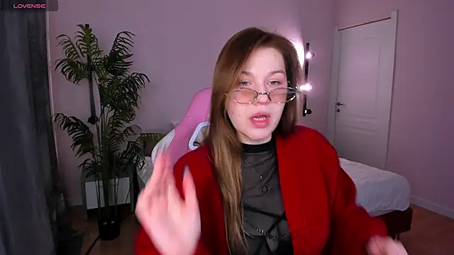 Snapshot of Colleen_Blake chatting on December 2, 4:57 pm Colleen Blake online show from December 2, 4:57 pm