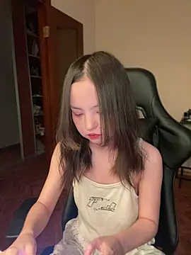 lalallalalaa- online show from February 15, 8:22 am