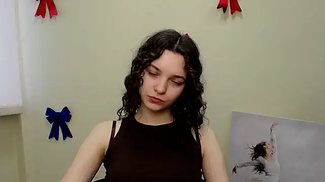  SusieSu  online show from February 16, 7:26 am