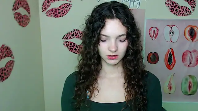  SusieSu  online show from October 30, 7:32 am