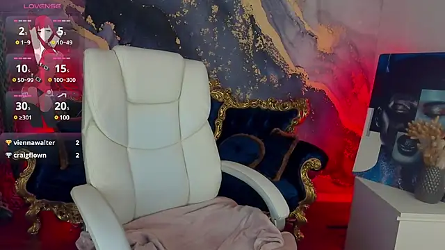 MagicLilu online show from March 18, 8:59 pm