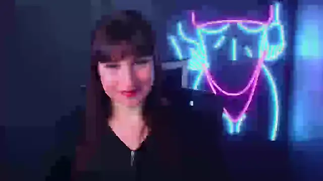 Snapshot of Violla_My chatting on December 18, 7:15 am Violla My online show from December 18, 7:15 am