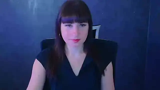 Snapshot of Violla_My chatting on December 26, 6:19 am Violla My online show from December 26, 6:19 am