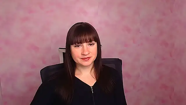 Snapshot of Violla_My chatting on December 27, 6:46 am Violla My online show from December 27, 6:46 am