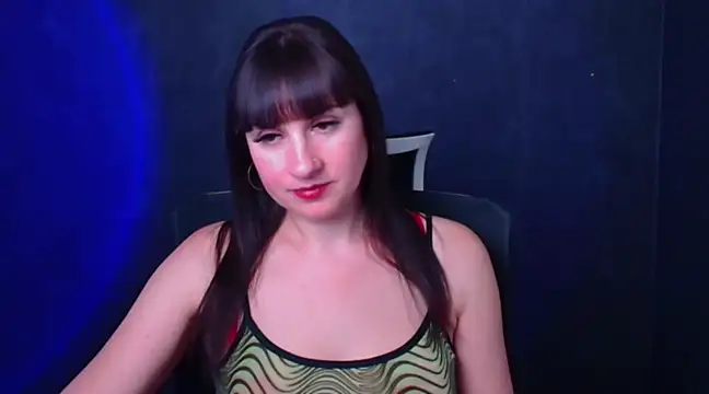 Snapshot of Violla_My chatting on January 6, 9:52 am Violla My online show from January 6, 9:52 am