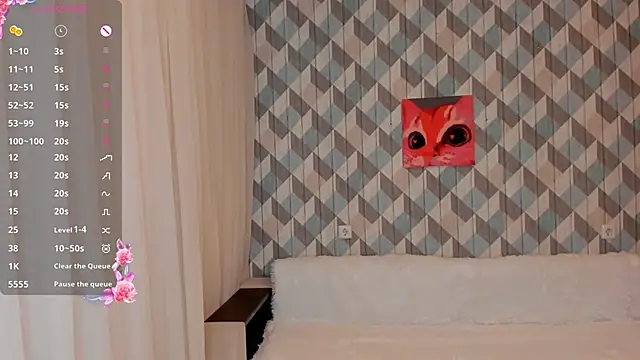 EvaBradley online show from March 15, 7:05 pm