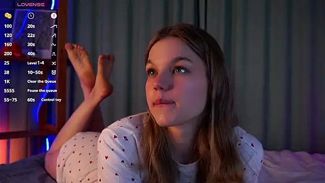 EdlinAlliston online show from February 3, 1:51 pm