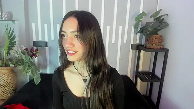 Snapshot of Scarlett__Fox__ chatting on November 6, 11:11 am Scarlett Fox online show from November 6, 11:11 am