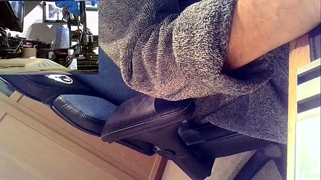 Snapshot of nataliecdlive chatting on December 2, 12:09 am nataliecdlive online show from December 2, 12:09 am