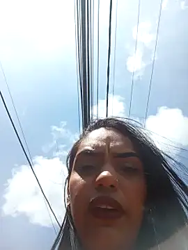 Snapshot of Sara-77 chatting on January 13, 5:44 pm Sara-77 online show from January 13, 5:44 pm