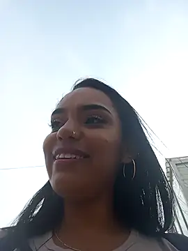 Snapshot of Sara-77 chatting on February 4, 8:38 pm Sara-77 online show from February 4, 8:38 pm