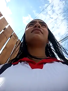 Snapshot of Sara-77 chatting on February 8, 3:31 pm Sara-77 online show from February 8, 3:31 pm