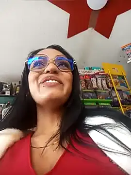 Snapshot of Sara-77 chatting on March 13, 3:28 pm Sara-77 online show from March 13, 3:28 pm