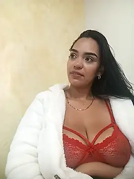 Snapshot of Sara-77 chatting on March 13, 6:34 pm Sara-77 online show from March 13, 6:34 pm