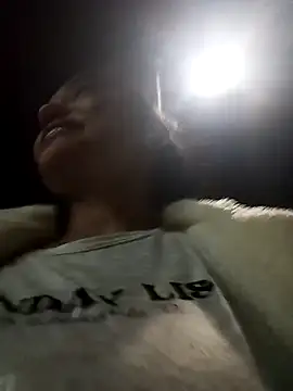 Snapshot of Sara-77 chatting on March 20, 12:19 am Sara-77 online show from March 20, 12:19 am