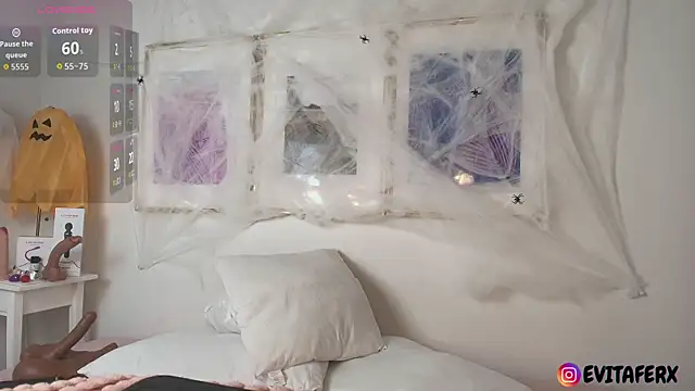 Eva depp online show from October 16, 1:45 pm