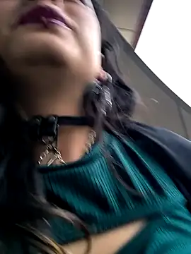 Lila Desiree online show from December 28, 10:23 pm