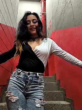 Lila Desiree online show from February 25, 12:36 am