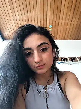 Lila Desiree online show from December 13, 7:53 pm