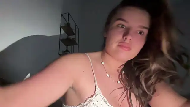 maisiesmithx online show from February 5, 6:56 am