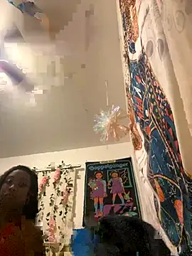 Snapshot of topteirchcoclate chatting on December 17, 7:58 am topteirchcoclate online show from December 17, 7:58 am