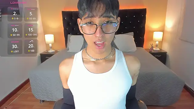 Dark hairy  online show from January 28, 3:04 am