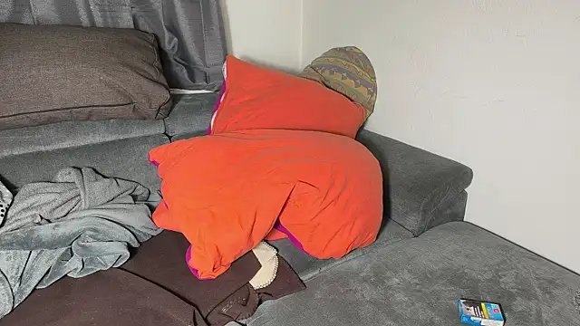 DrownMentallyyy online show from April 8, 1:05 am