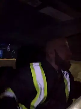 Snapshot of Beardedtattood chatting on February 9, 7:38 am Beardedtattood online show from February 9, 7:38 am