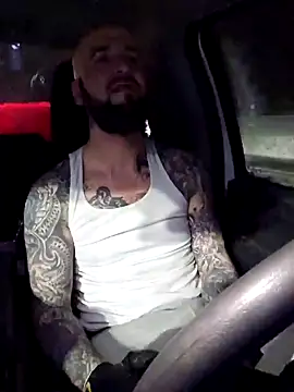 Snapshot of Beardedtattood chatting on February 9, 10:42 am Beardedtattood online show from February 9, 10:42 am