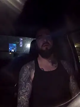 Snapshot of Beardedtattood chatting on February 14, 8:10 am Beardedtattood online show from February 14, 8:10 am