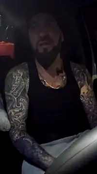 Snapshot of Beardedtattood chatting on March 6, 9:36 am Beardedtattood online show from March 6, 9:36 am