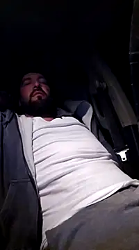 Snapshot of Beardedtattood chatting on March 21, 8:39 am Beardedtattood online show from March 21, 8:39 am