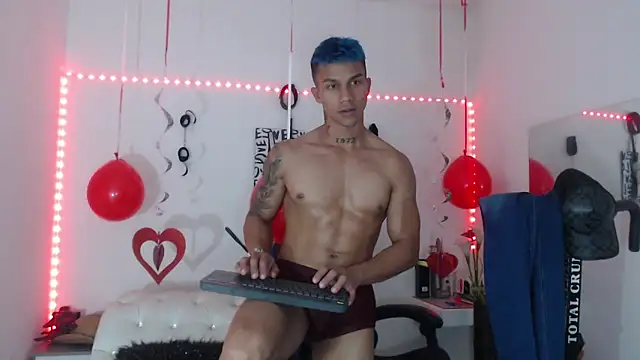 Leonard Price online show from February 17, 1:15 am